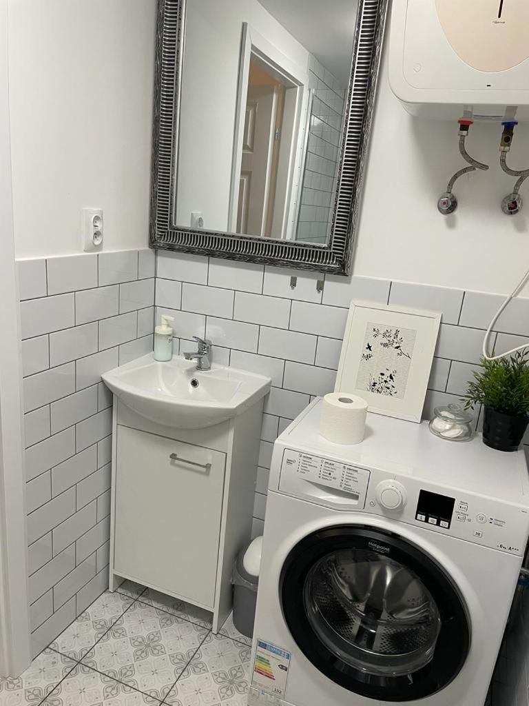Apartment Konopnickiej - Parking Free ทอรูน ภายนอก รูปภาพ