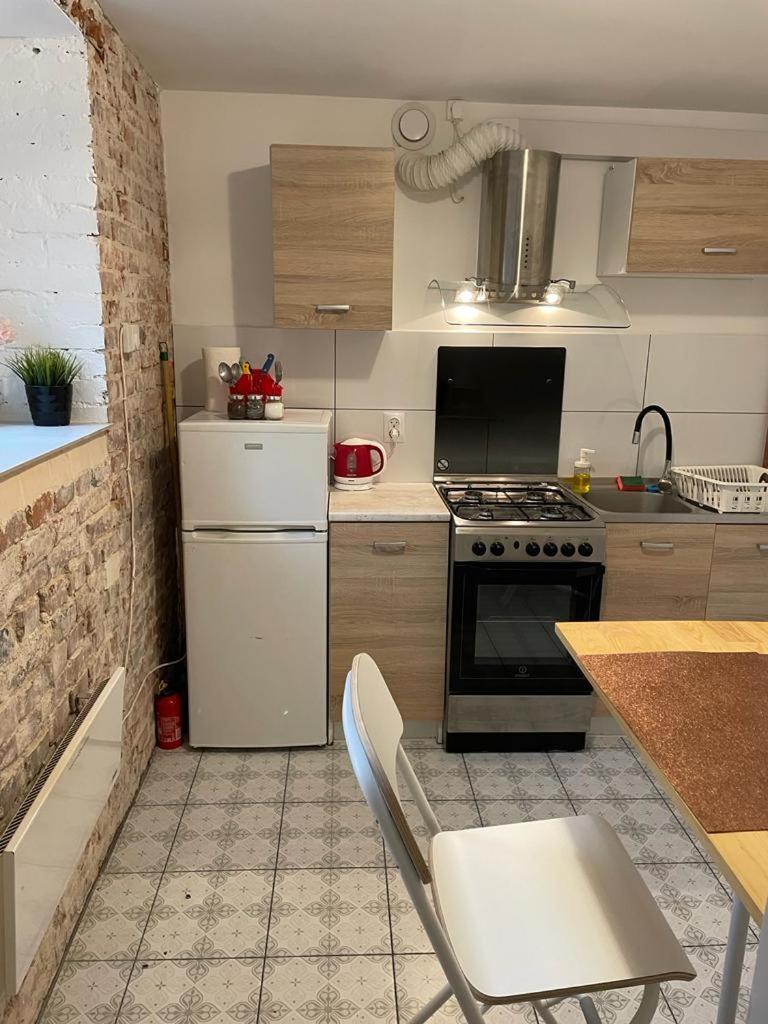 Apartment Konopnickiej - Parking Free ทอรูน ภายนอก รูปภาพ