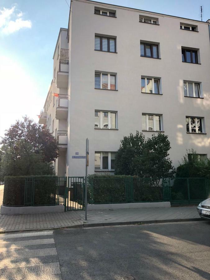 Apartment Konopnickiej - Parking Free ทอรูน ภายนอก รูปภาพ